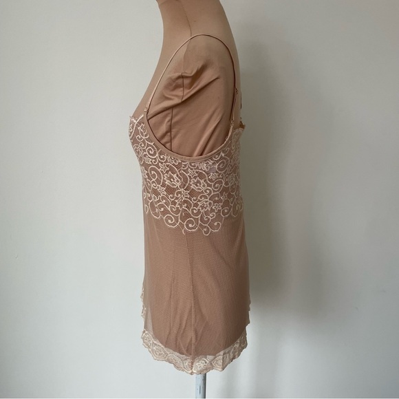 Commando Ivory Beige Nude Tulip Lace & Mesh Camisole Layering Top EUC Size S/M - Picture 7 of 12